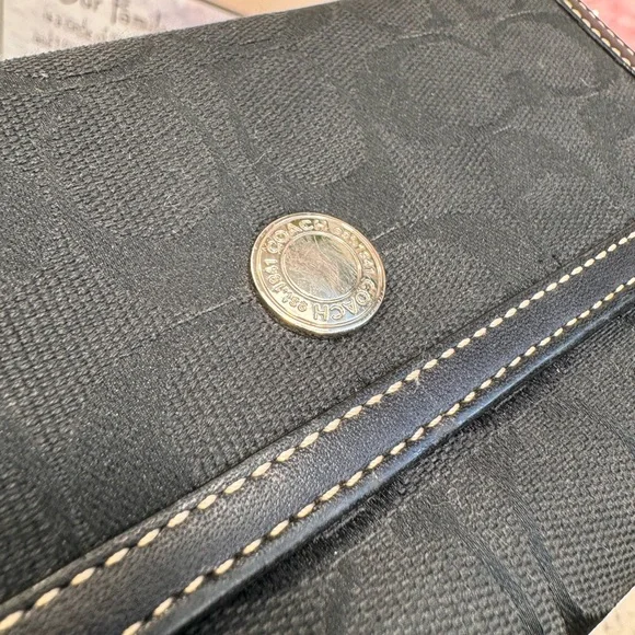 Coach Vintage Y2K Black Monogram Fabric & Leather Full Size Snap Open Wallet - Picture 6 of 12